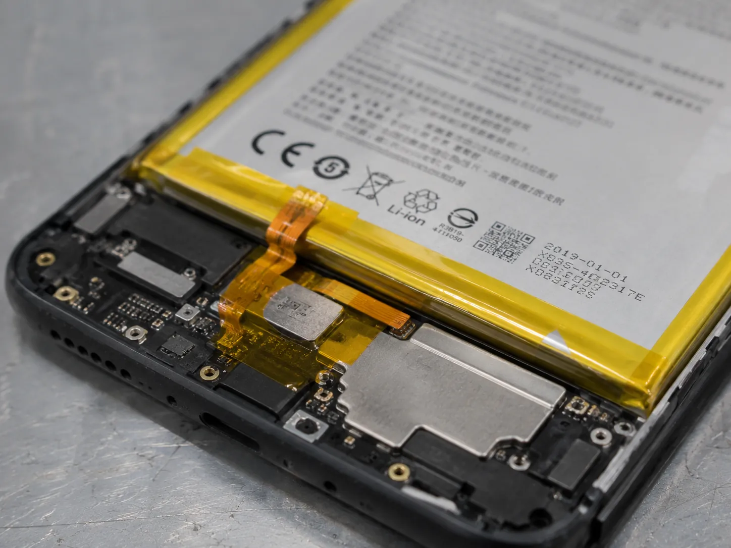 Polyimide tape used for battery pack cell insulation and protection